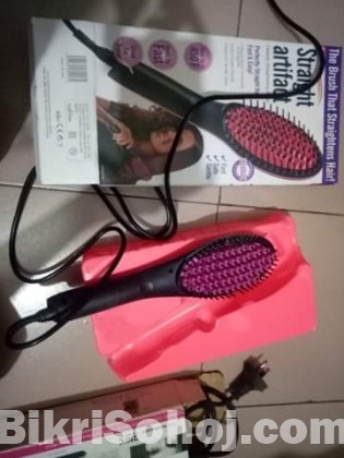 Brush straightener